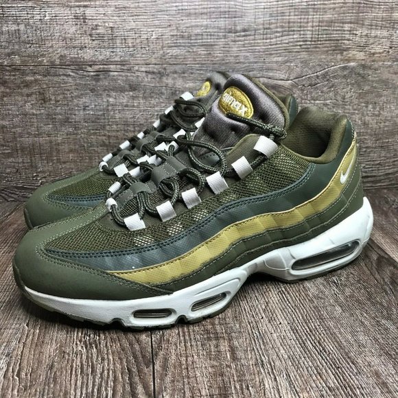 nike air max 95 essential olive green